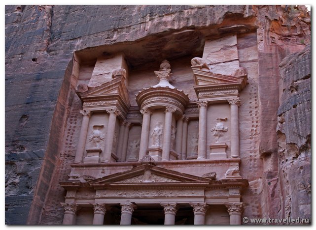 Petra. Treasury.  .  . ()